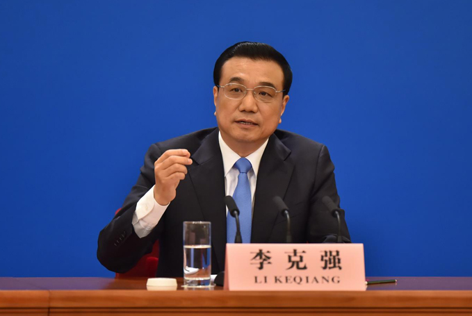李克強(qiáng)：實施好普惠性結(jié)構(gòu)性減稅降費(fèi)讓企業(yè)輕裝上陣